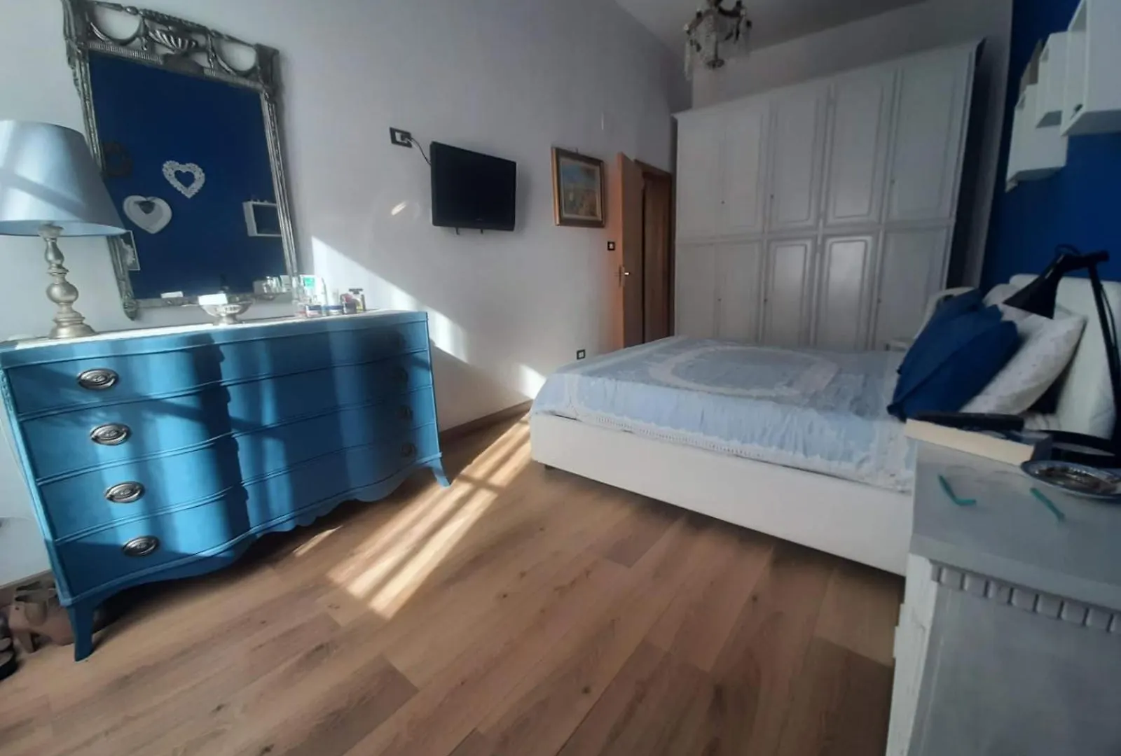 Casa Ore-Tea Palermo Italy